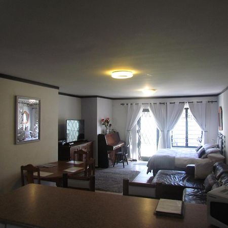 פלטנברג ביי Santini Lace Self Catering Unit מראה חיצוני תמונה